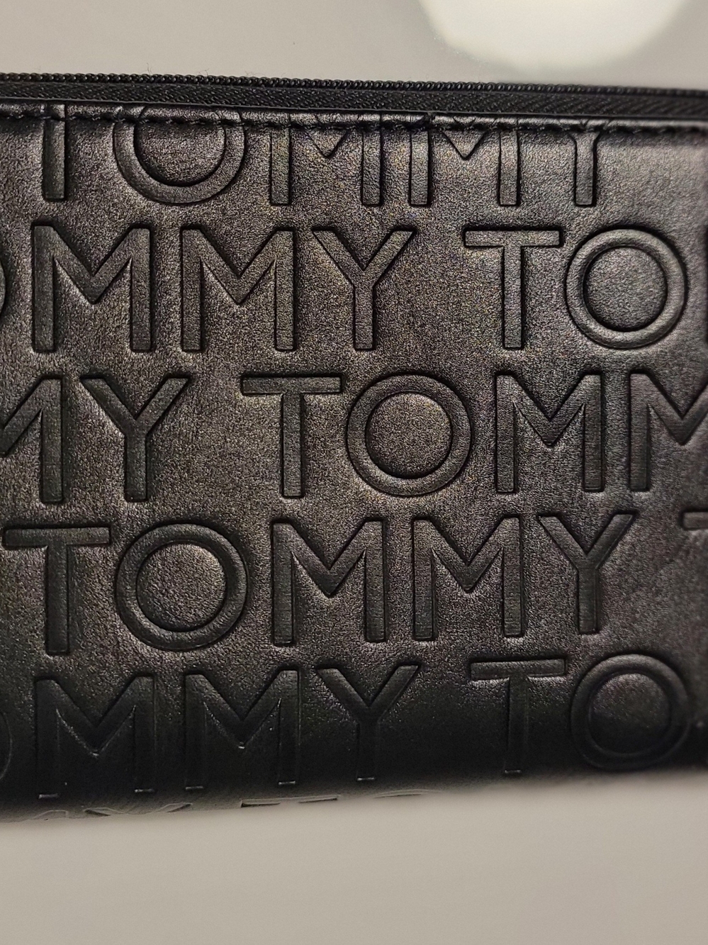 Tommy Hilfiger Black Embossed Leather Card Holder